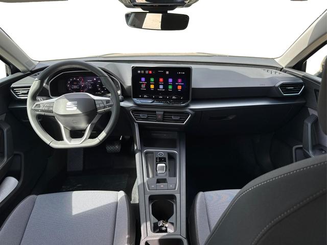 Seat / Leon Sportstourer / Blau / / / DSG+KAMERA+ACC+SHZ+KLIMA+FULLLINK+LED
