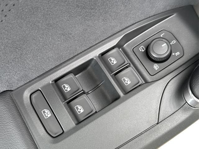 Cupra / Leon Sportstourer / Grau / / / VZ ST NAVI+KAMERA+EL.HECKKL.+ACC+19ALU