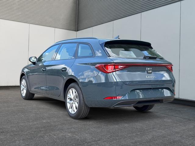 Seat / Leon Sportstourer / Blau / / / DSG+KAMERA+ACC+SHZ+KLIMA+FULLLINK+LED