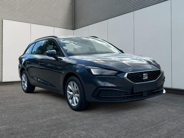 Seat / Leon Sportstourer / Grau / / / 1,5 eTSI DSG+ACC+LED+SHZ+CAM+Licht u. Sicht