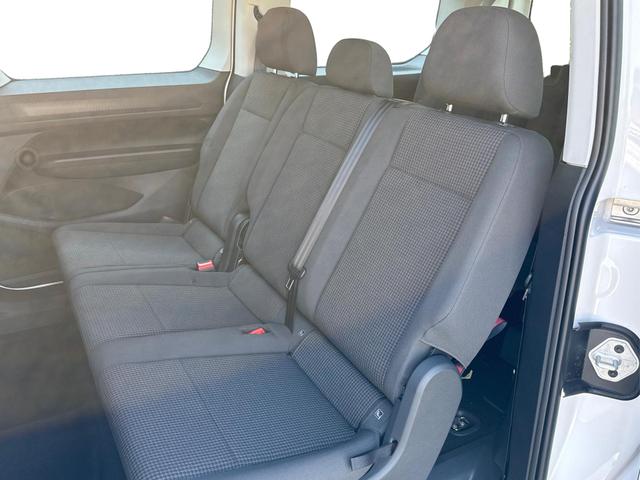 Volkswagen / Caddy Maxi / Weiß / / / Caddy Maxi LANE ASSIST+CAM+SHZ+KLIMA+GJR+GRA