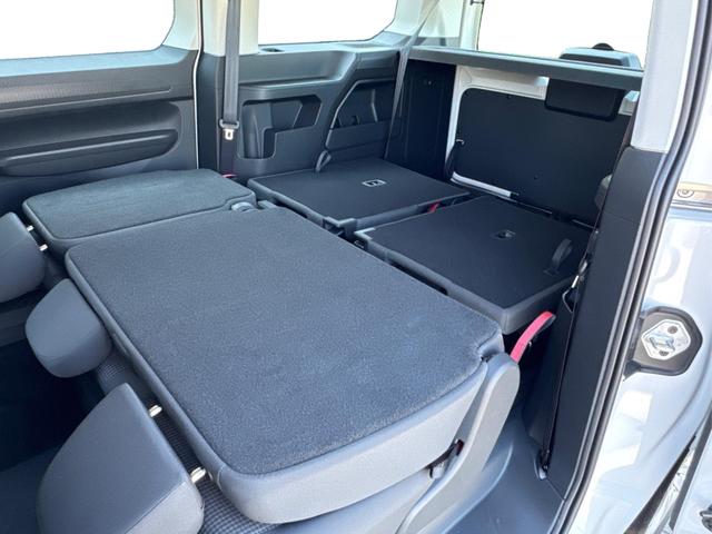 Volkswagen / Caddy Maxi / Weiß / / / Caddy Maxi LANE ASSIST+CAM+SHZ+KLIMA+GJR+GRA