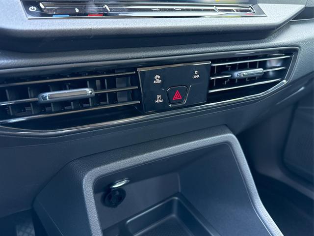 Volkswagen / Caddy Maxi / Weiß / / / Caddy Maxi LANE ASSIST+CAM+SHZ+KLIMA+GJR+GRA