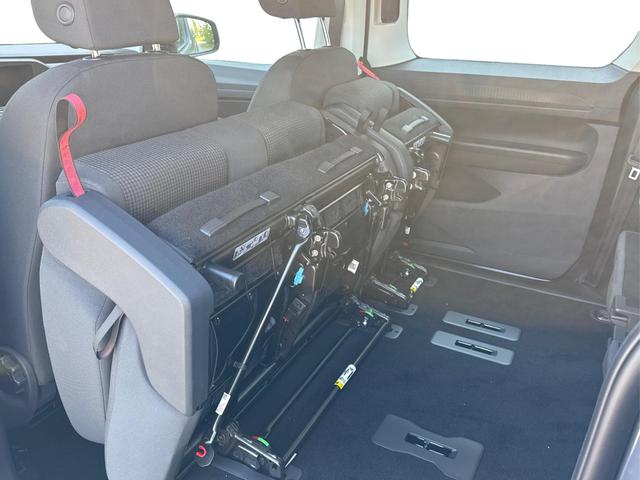 Volkswagen / Caddy Maxi / Grau / / / Caddy Maxi +LANE ASSIST+CAM+SHZ+KLIMA+GJR+GRA