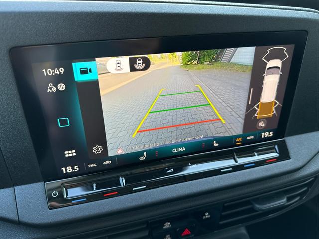 Volkswagen / Caddy / / / / LANE ASSIST+CAM+SHZ+KLIMA+GJR+GRA