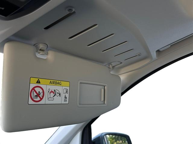 Volkswagen / Caddy / / / / LANE ASSIST+CAM+SHZ+KLIMA+GJR+GRA