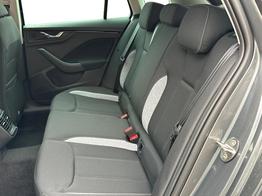 Skoda Kamiq Selection DSG+ACC+SHZ+RFK+PDC+KESSY+SUNSET 