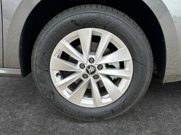 Skoda Kamiq Selection DSG+ACC+SHZ+RFK+PDC+KESSY+SUNSET 