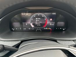 Skoda Kamiq Selection DSG+ACC+SHZ+RFK+PDC+KESSY+SUNSET 