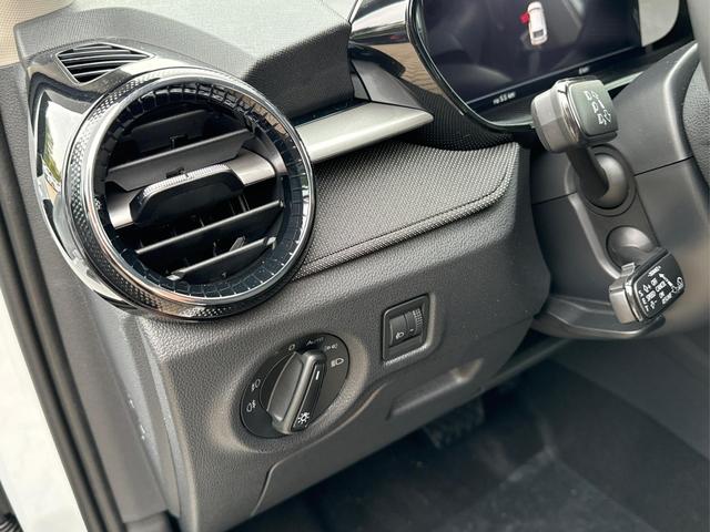 Skoda / Fabia / / / / ACC+SHZ+KAMERA+PDC+LED