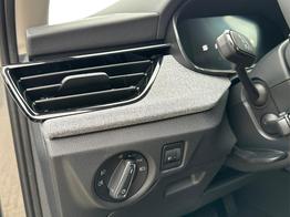 Skoda Kamiq Selection DSG+ACC+SHZ+RFK+PDC+KESSY+SUNSET 