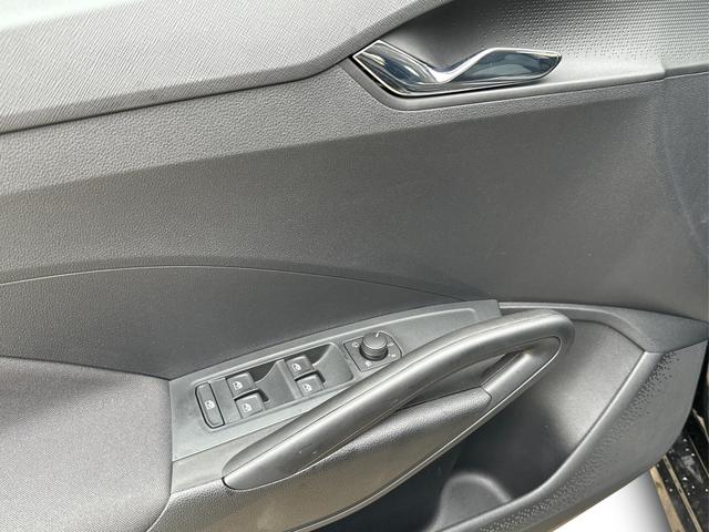 Skoda / Fabia / / / / ACC+SHZ+KAMERA+PDC+LED