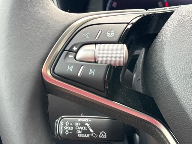 Skoda / Fabia / / / / ACC+SHZ+KAMERA+PDC+LED