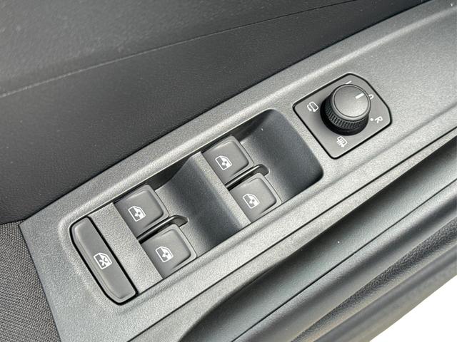 Skoda / Fabia / / / / ACC+SHZ+KAMERA+PDC+LED