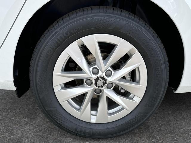 Skoda / Fabia / / / / ACC+SHZ+KAMERA+PDC+LED