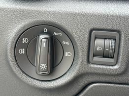 Skoda Fabia Selection ACC+SHZ+KAMERA+PDC+LED 