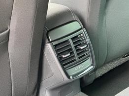 Skoda Kamiq Selection DSG+ACC+SHZ+RFK+PDC+KESSY+SUNSET 