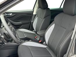 Skoda Kamiq Selection DSG+ACC+SHZ+RFK+PDC+KESSY+SUNSET 