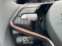 Skoda Kamiq Selection DSG+ACC+SHZ+RFK+PDC+KESSY+SUNSET 