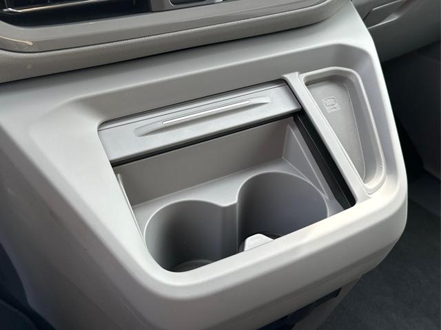 Volkswagen / T7 Caravelle / / / / LR 4x4+MATRIX-LED+NAVI+SHZ+KAM+PDC, Beispielbilder, ggf. teilweise mit Sonderausstattung