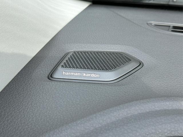 Volkswagen / T7 Caravelle / / / / LR 4x4+MATRIX-LED+NAVI+SHZ+KAM+PDC, Beispielbilder, ggf. teilweise mit Sonderausstattung