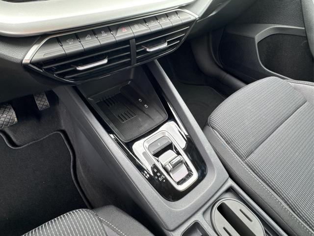 Skoda / Octavia Combi / Schwarz / / / NAVI+KAMERA+LED+EL. HECKKL.+SHZ, Beispielbilder, ggf. teilweise mit Sonderausstattung