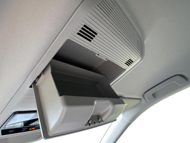 Skoda / Octavia Combi / Schwarz / / / NAVI+KAMERA+LED+EL. HECKKL.+SHZ, Beispielbilder, ggf. teilweise mit Sonderausstattung