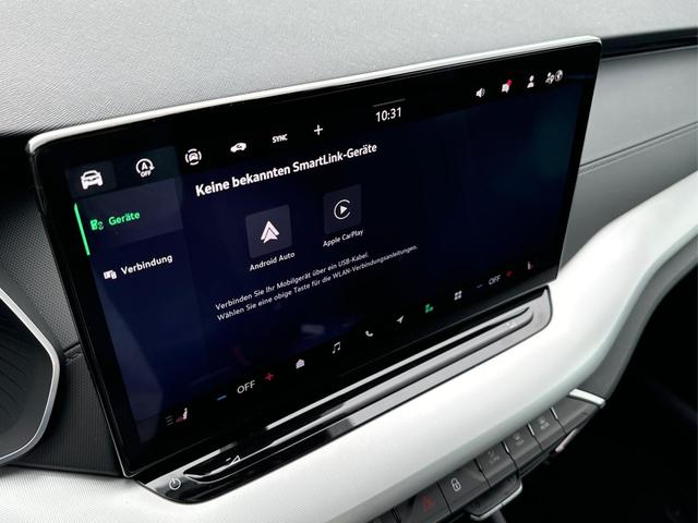 Skoda / Octavia Combi / Schwarz / / / NAVI+KAMERA+LED+EL. HECKKL.+SHZ, Beispielbilder, ggf. teilweise mit Sonderausstattung