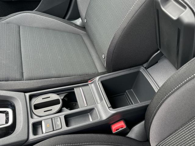 Skoda / Octavia Combi / Schwarz / / / NAVI+KAMERA+LED+EL. HECKKL.+SHZ, Beispielbilder, ggf. teilweise mit Sonderausstattung