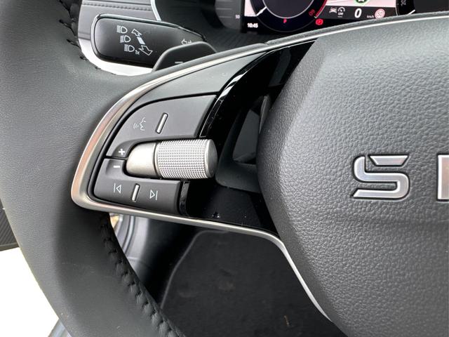 Skoda / Octavia Combi / Grau / / / NAVI+KAMERA+LED+EL. HECKKL.+SHZ, Beispielbilder, ggf. teilweise mit Sonderausstattung