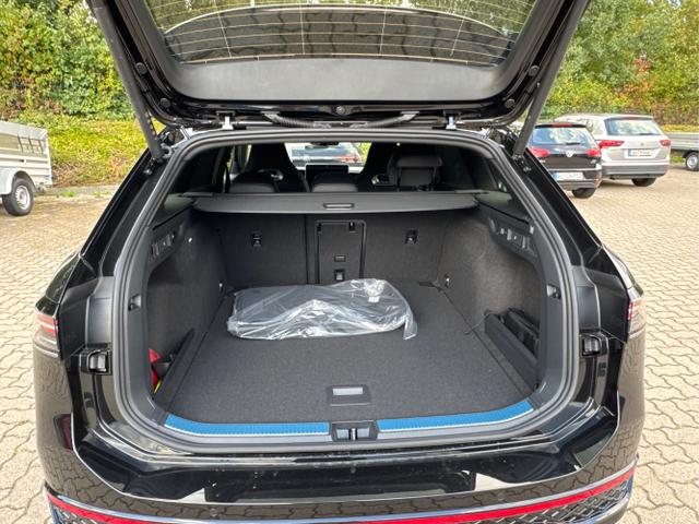 Volkswagen / Passat Variant / Schwarz / / / 4WD AHK+Black Style+Navi+360KAM+Head-UP+Matrix-LED+ACC, Beispielbilder