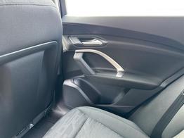 Audi Q5 Basis AHK+ACC+RFK+19"ALU+NAVI 