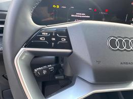 Audi Q5 Basis AHK+ACC+RFK+19"ALU+NAVI 
