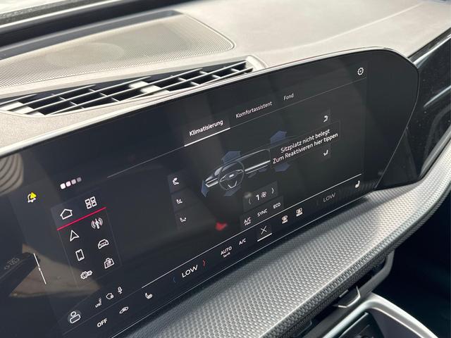 Audi / Q5 / Silber / / / AHK+NAVI+LED+SHZ+PDC