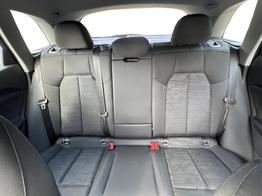 Audi Q5 Basis AHK+ACC+RFK+19"ALU+NAVI 