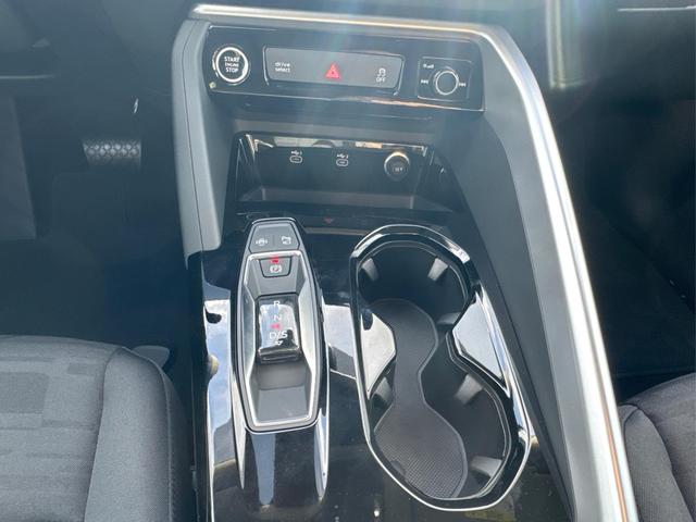 Audi / Q5 / Silber / / / AHK+NAVI+LED+SHZ+PDC