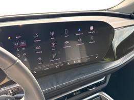 Audi Q5 Basis AHK+ACC+RFK+19"ALU+NAVI 