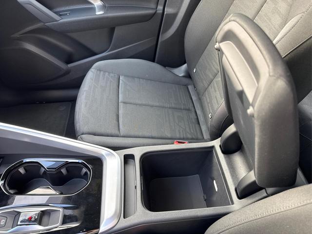 Audi / Q5 / Silber / / / AHK+NAVI+LED+SHZ+PDC