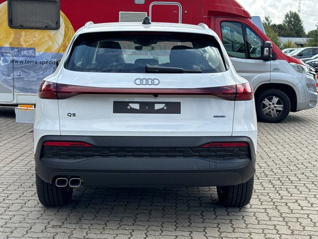 Audi / Q5 / Weiß / / / QUATTRO AHK+NAVI+LED+SHZ+PDC, Beispielbilder