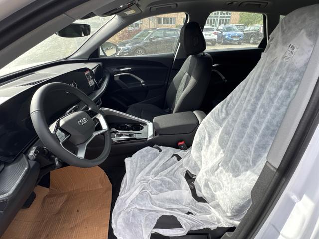 Audi / Q5 / Weiß / / / QUATTRO AHK+NAVI+LED+SHZ+PDC, Beispielbilder