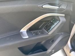 Audi Q5 Basis AHK+ACC+RFK+19"ALU+NAVI 