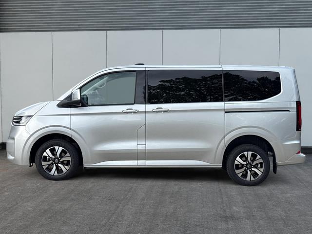 Volkswagen / T7 Caravelle / / / / KR AHK+MATRIX+NAVI+SOUND+ACC+SHZ+KAMERA+PDC