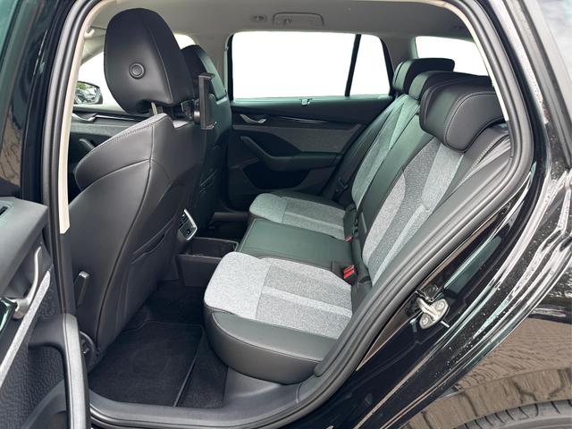 Skoda / Octavia Combi / Schwarz / / / NAVI+MATRIX+KAMERA+ACC+EL. HECKKL+LED+SHZ