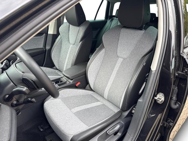 Skoda / Octavia Combi / Schwarz / / / NAVI+MATRIX+KAMERA+ACC+EL. HECKKL+LED+SHZ