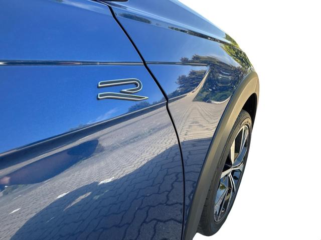 Volkswagen / Taigo / Blau / / / IQ.LIGHT MATRIX+KAMERA+ACC+SHZ+18''