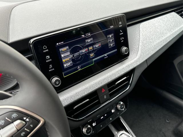 Skoda / Kamiq / Blau / / / ACC+EL.HECKKL.+SHZ+LED