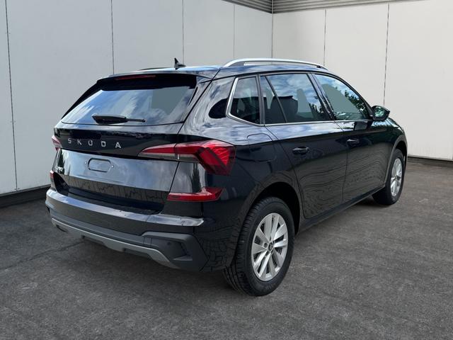 Skoda / Kamiq / Schwarz / / / ACC+EL.HECKKL.+SHZ+LED