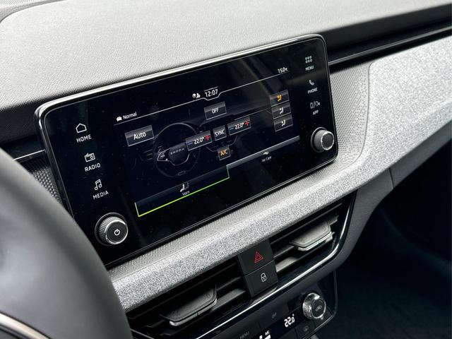 Skoda / Kamiq / Grau / / / ACC+EL.HECKKL.+SHZ+LED