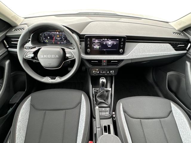 Skoda / Kamiq / Weiß / / / ACC+EL.HECKKL.+SHZ+LED