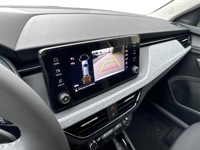Skoda / Kamiq / Weiß / / / ACC+EL.HECKKL.+SHZ+LED
